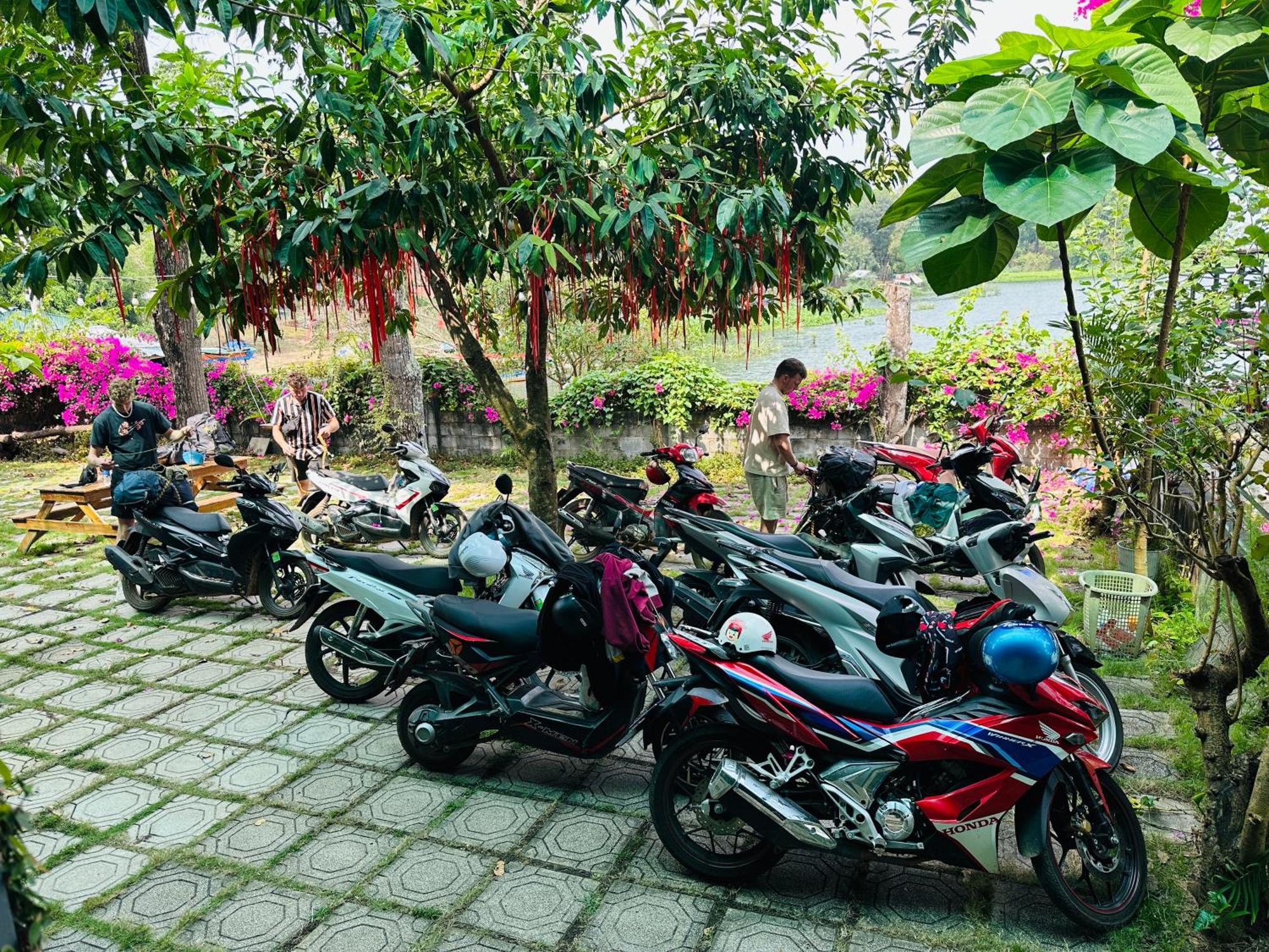 Ben Ho Homestay Xa Gia Tan Ngoại thất bức ảnh